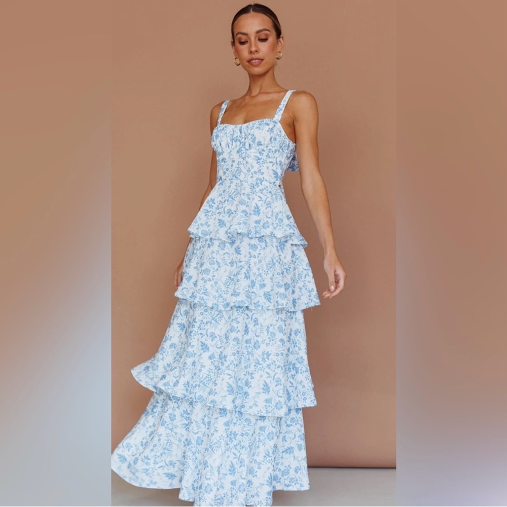 NWT SELFIE LESLIE, PROVENCE BLOOM TIERED MIDI DRESS, FLORAL BLUE, SIZE US SMALL